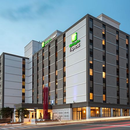 Holiday Inn Express Nashville-Downtown - Broadway By Ihg Zewnętrze zdjęcie