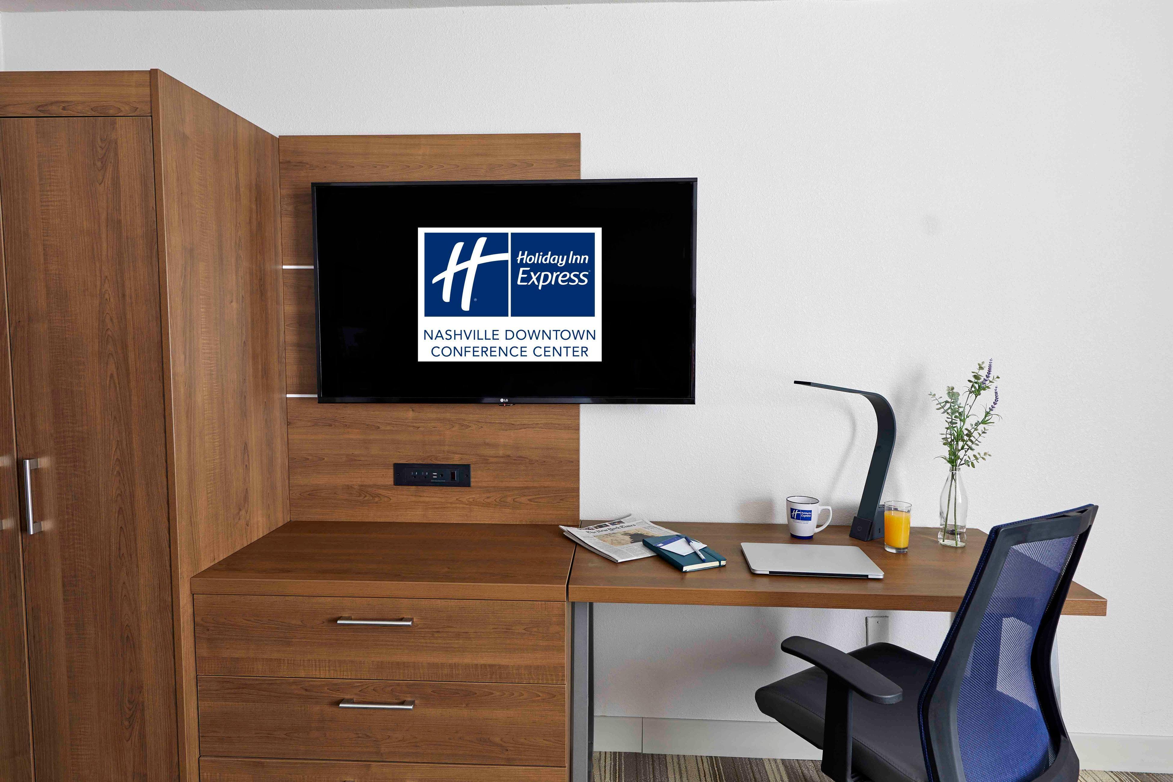 Holiday Inn Express Nashville-Downtown - Broadway By Ihg Zewnętrze zdjęcie