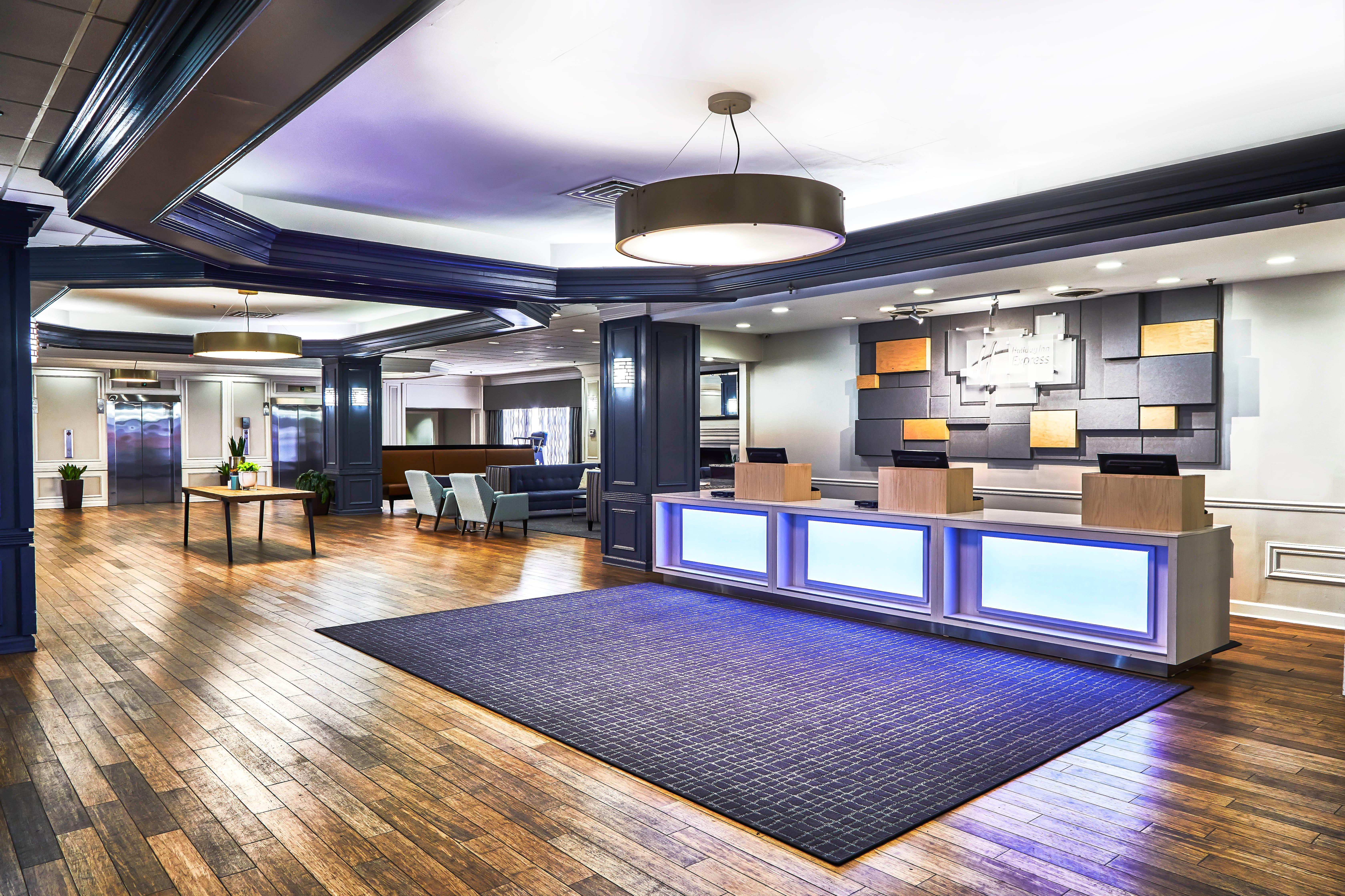 Holiday Inn Express Nashville-Downtown - Broadway By Ihg Zewnętrze zdjęcie