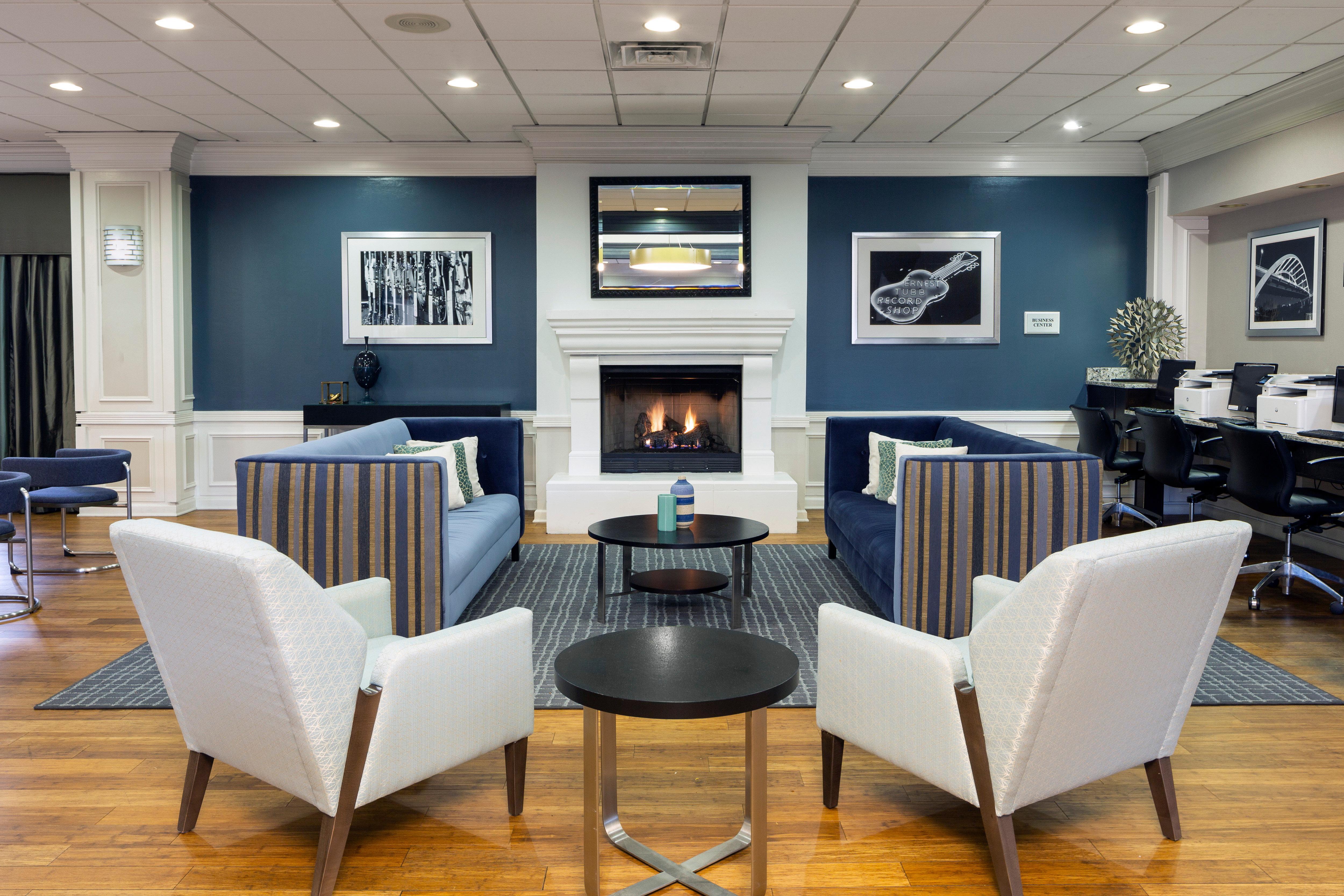 Holiday Inn Express Nashville-Downtown - Broadway By Ihg Zewnętrze zdjęcie
