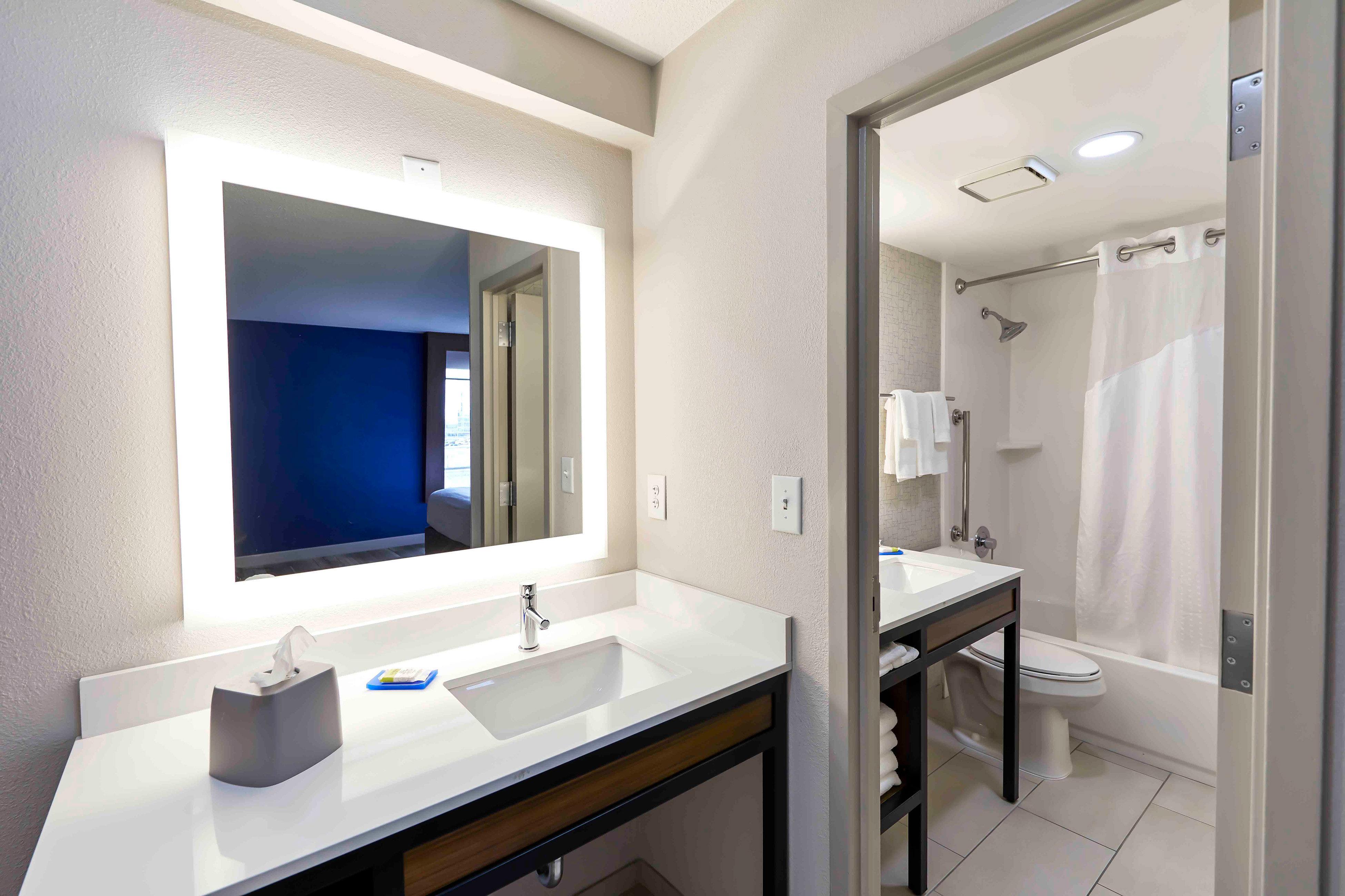Holiday Inn Express Nashville-Downtown - Broadway By Ihg Zewnętrze zdjęcie