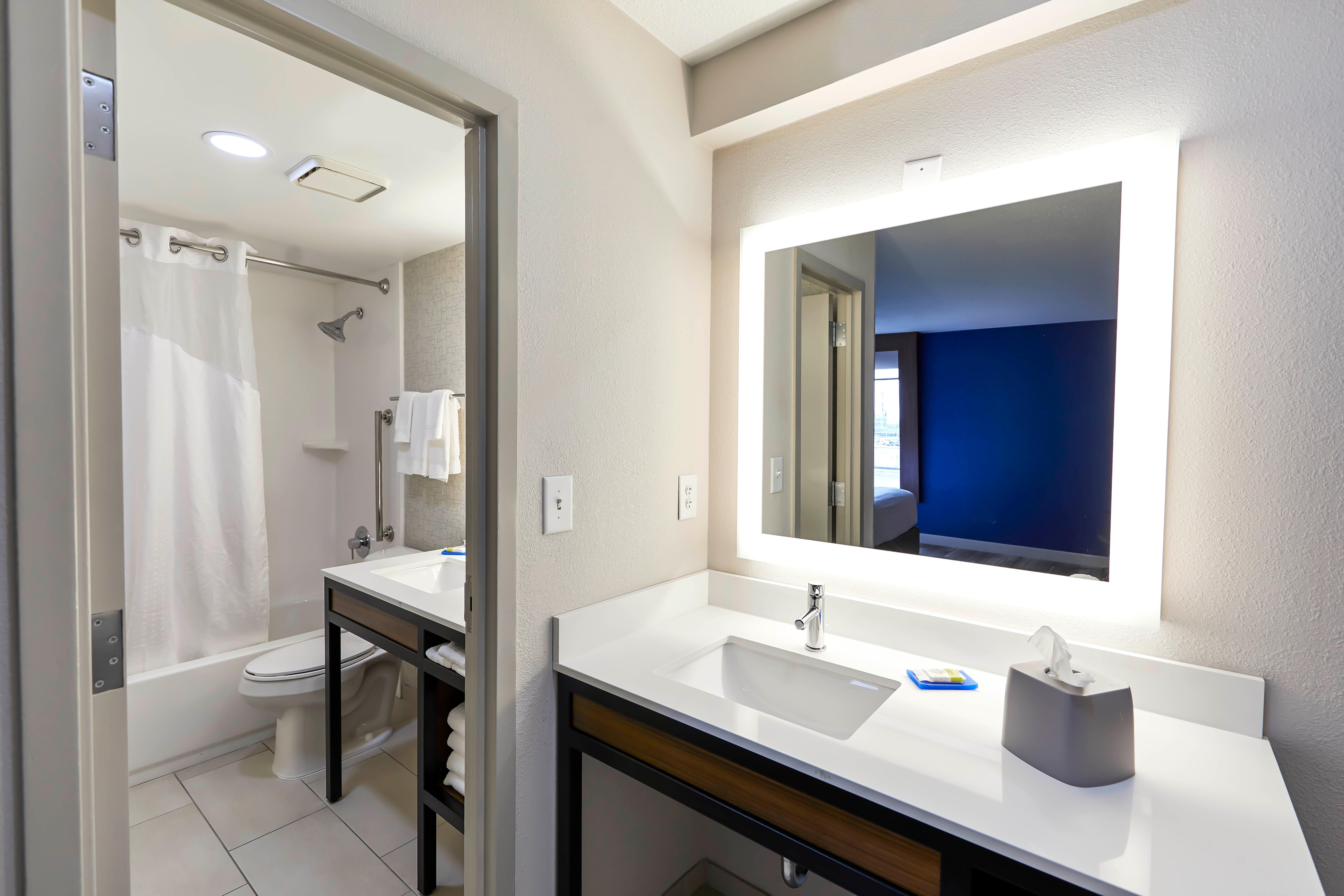 Holiday Inn Express Nashville-Downtown - Broadway By Ihg Zewnętrze zdjęcie