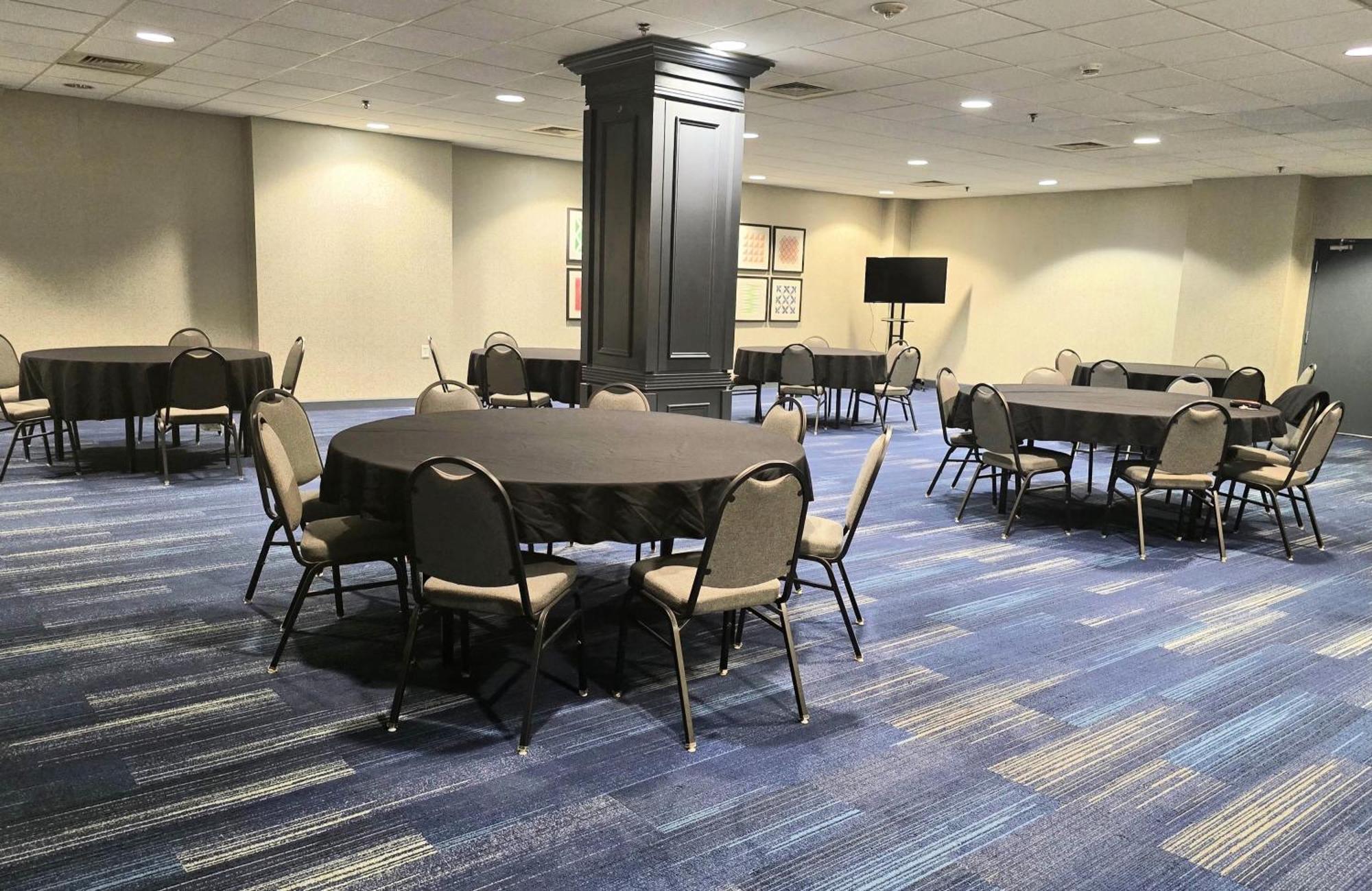 Holiday Inn Express Nashville-Downtown - Broadway By Ihg Zewnętrze zdjęcie