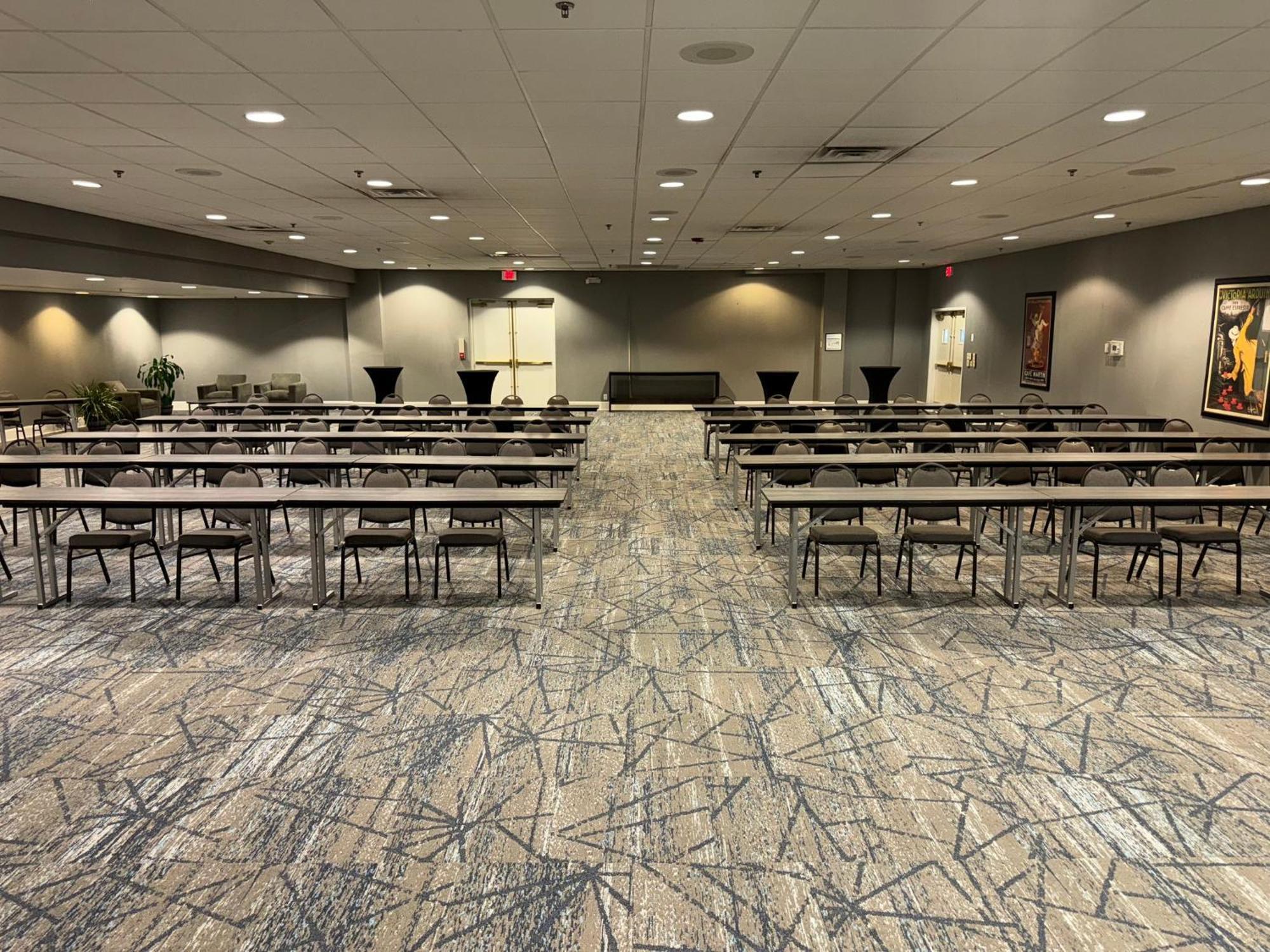 Holiday Inn Express Nashville-Downtown - Broadway By Ihg Zewnętrze zdjęcie